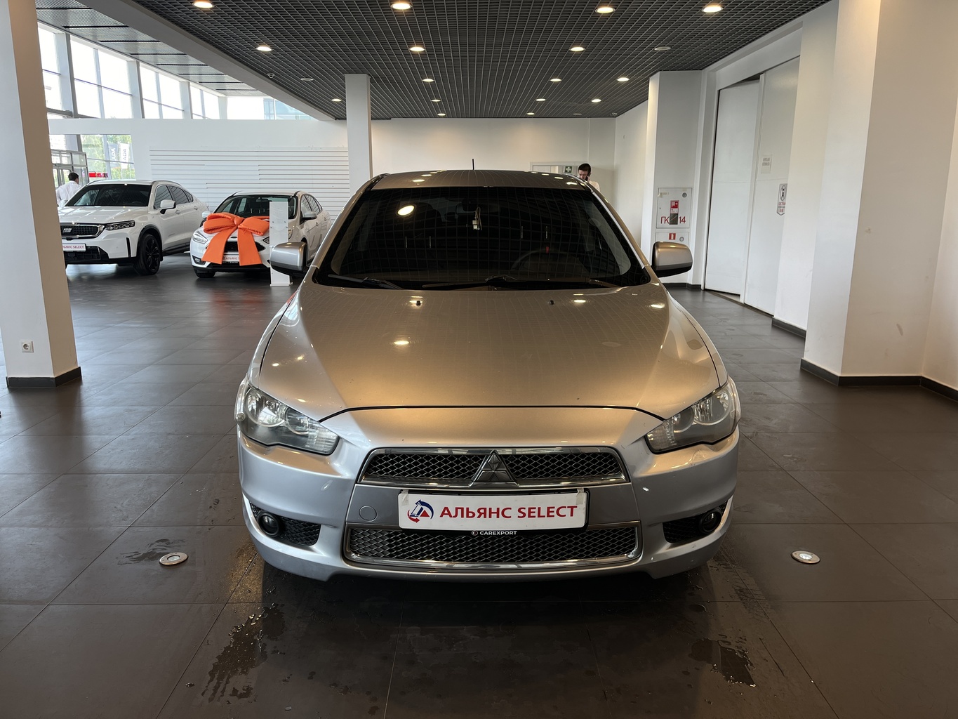 MITSUBISHI LANCER