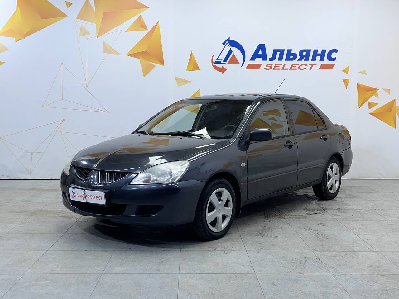 MITSUBISHI LANCER