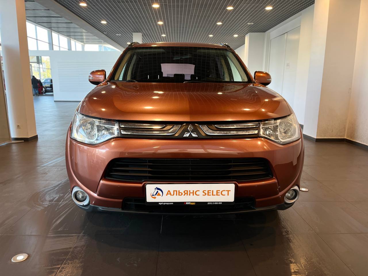 MITSUBISHI OUTLANDER