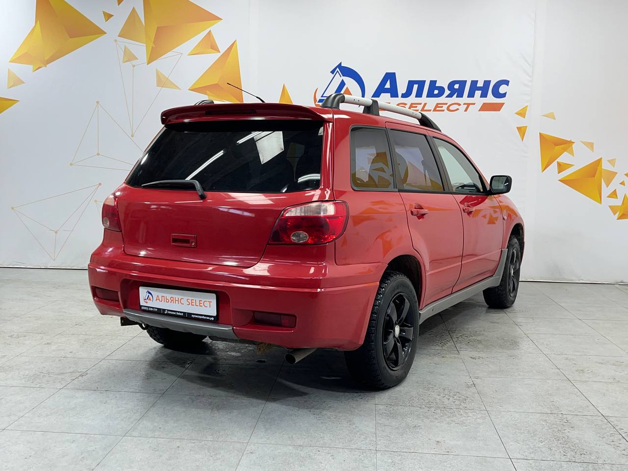 MITSUBISHI OUTLANDER
