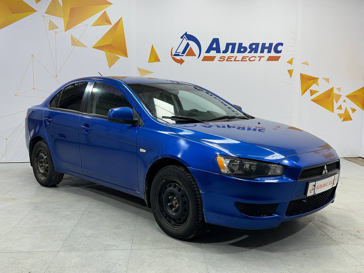 MITSUBISHI LANCER