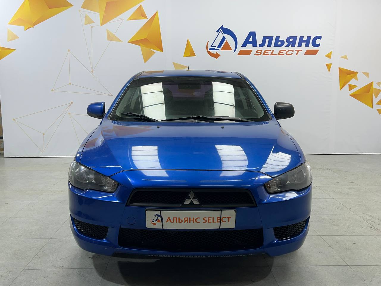 MITSUBISHI LANCER