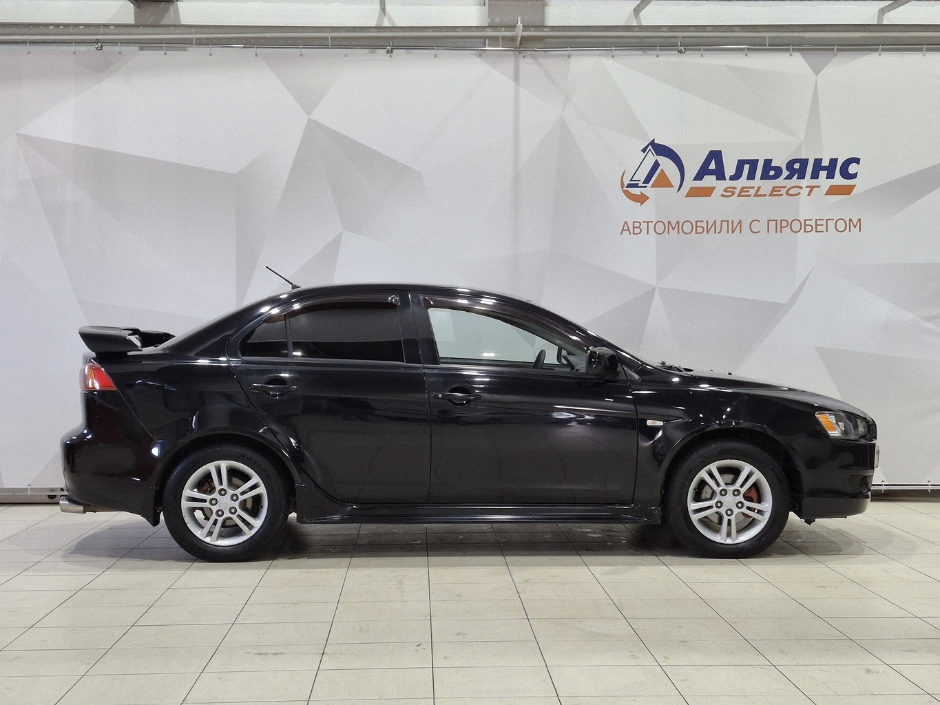 MITSUBISHI LANCER