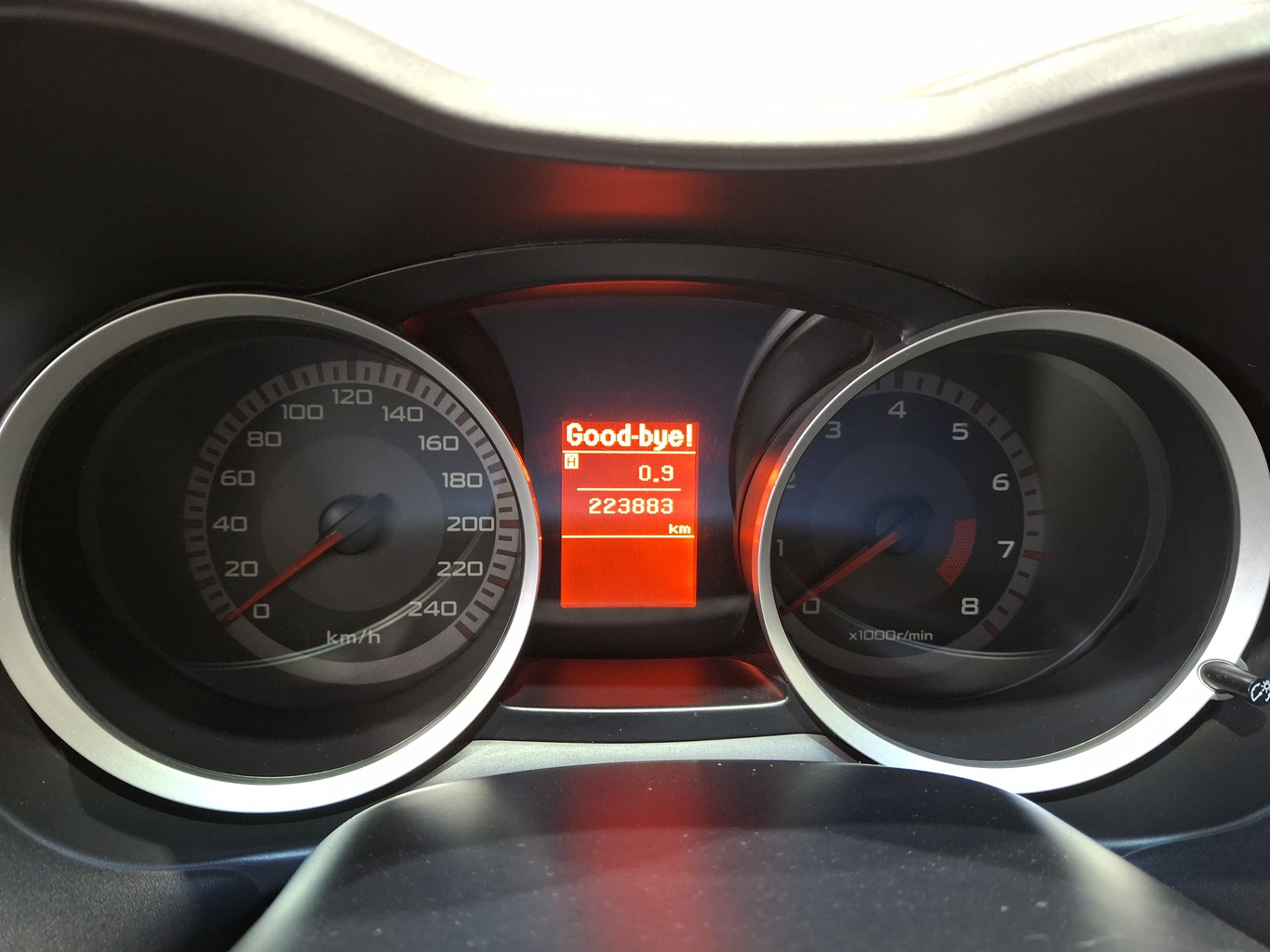 MITSUBISHI LANCER