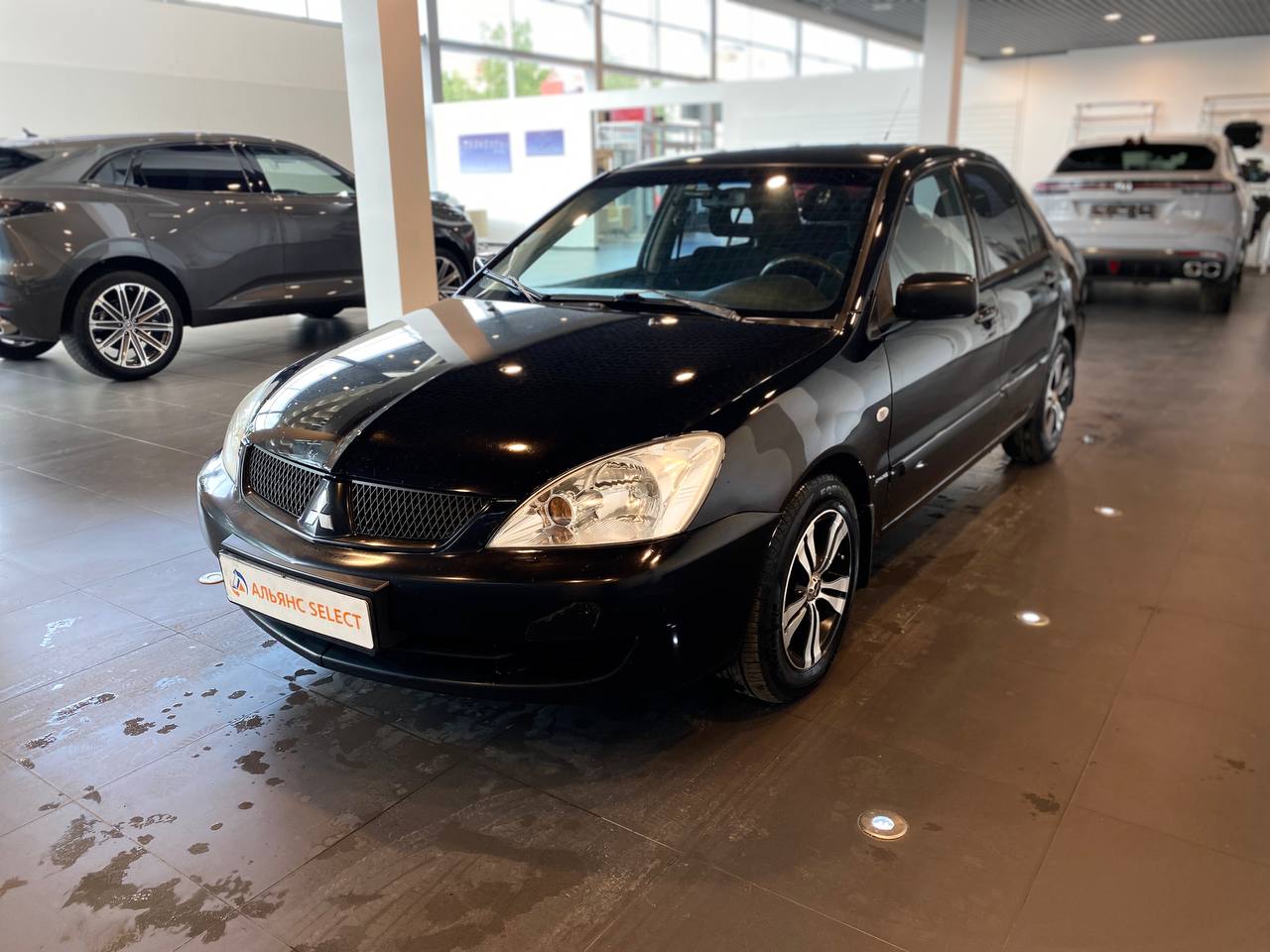 MITSUBISHI LANCER 1.6