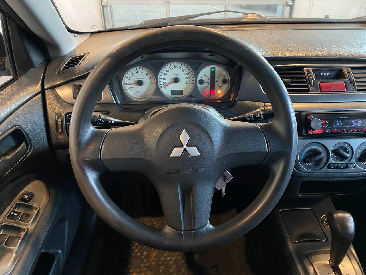 MITSUBISHI LANCER 1.6