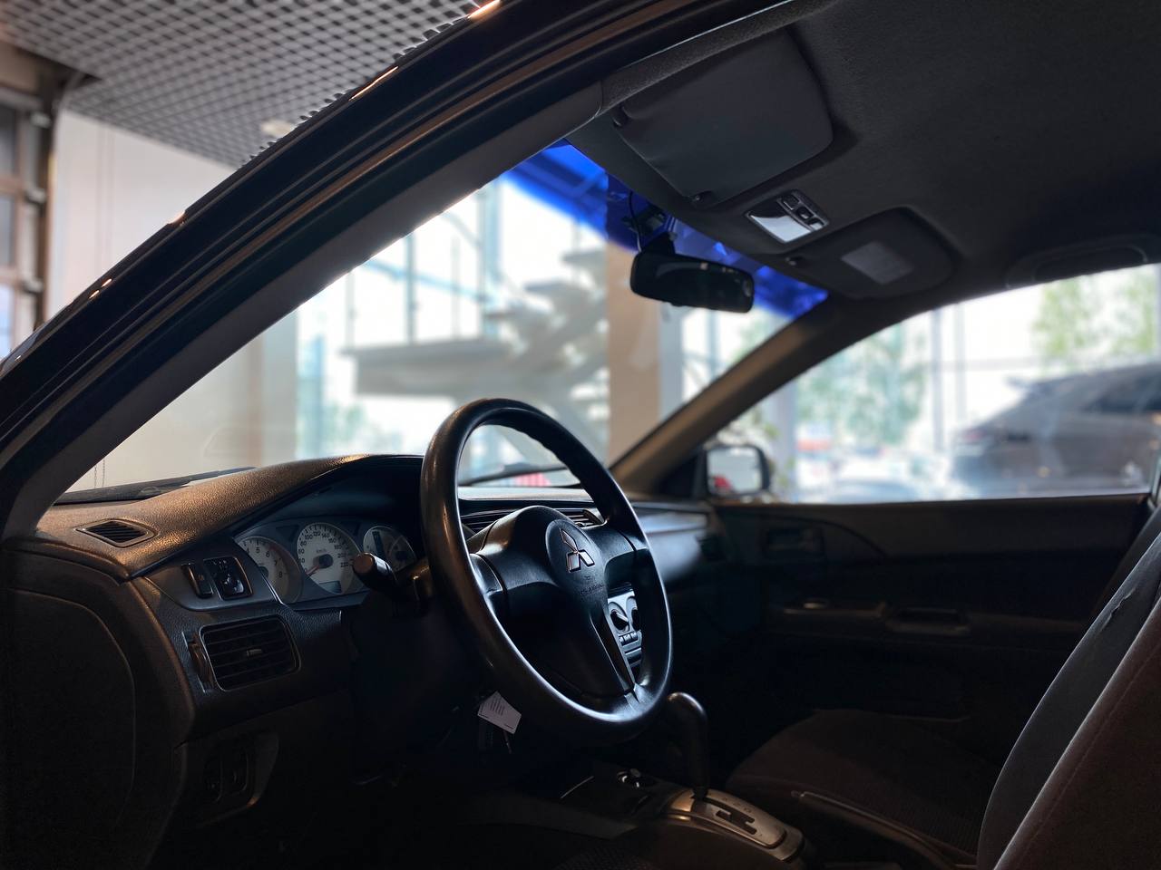 MITSUBISHI LANCER 1.6