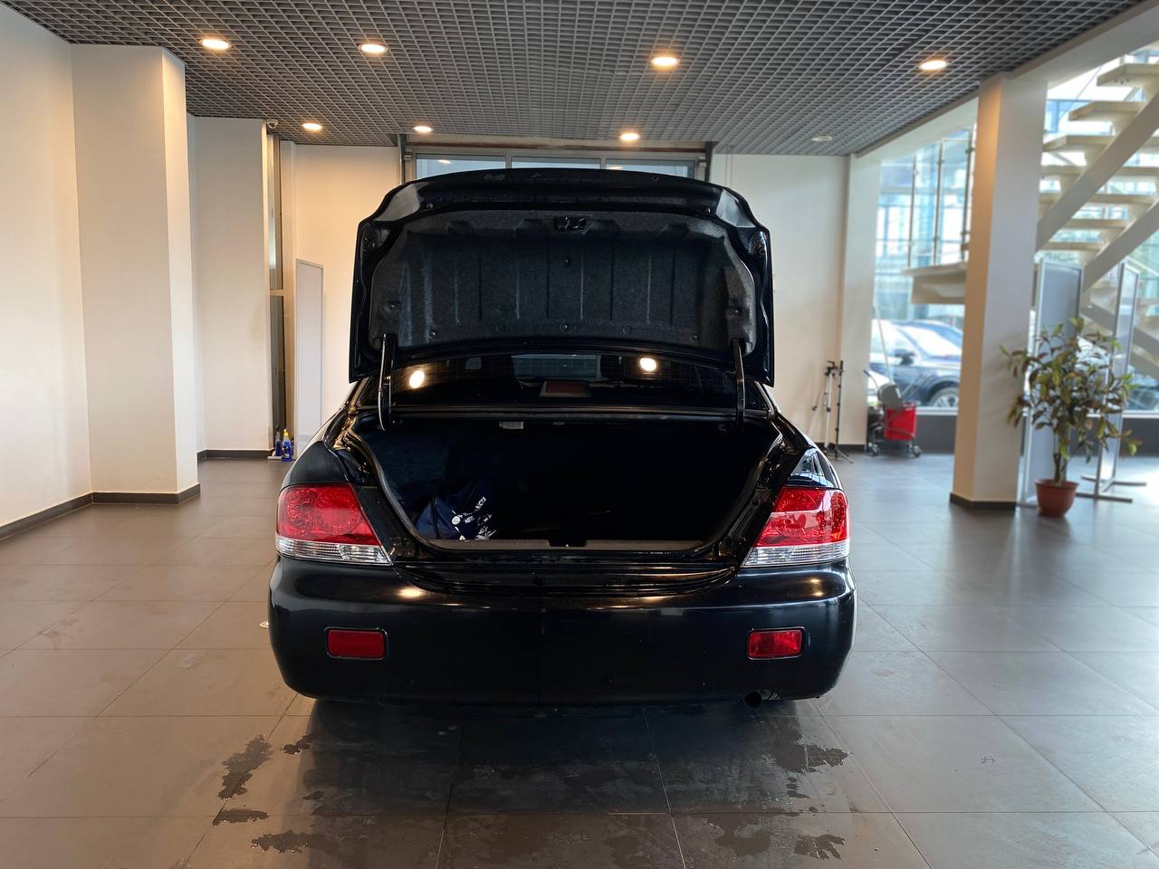 MITSUBISHI LANCER 1.6