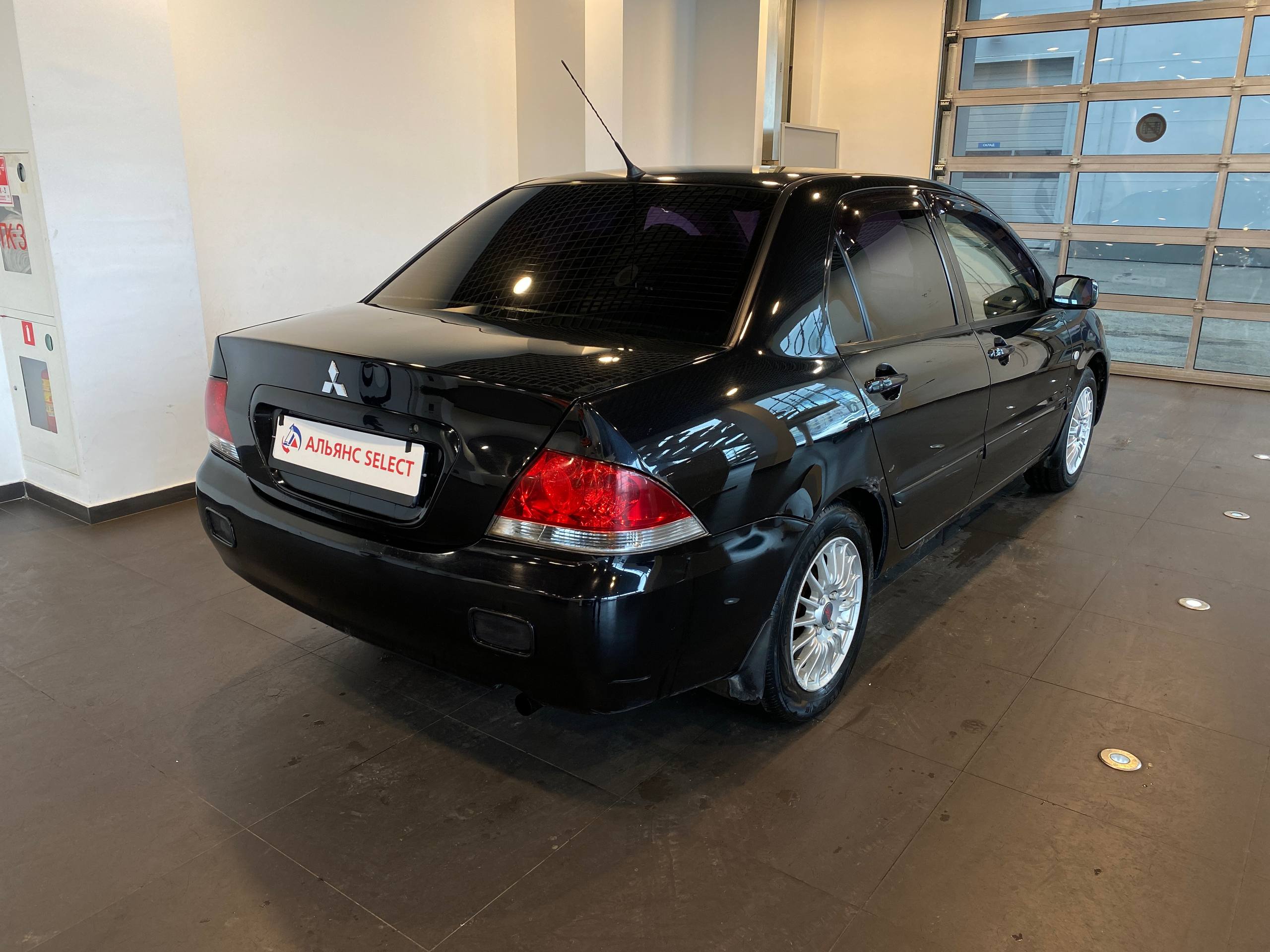 MITSUBISHI LANCER 1.6