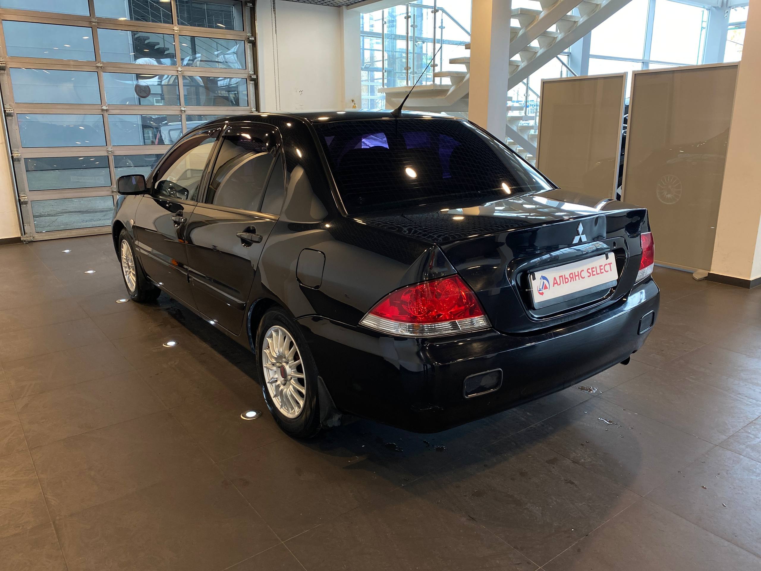 MITSUBISHI LANCER 1.6
