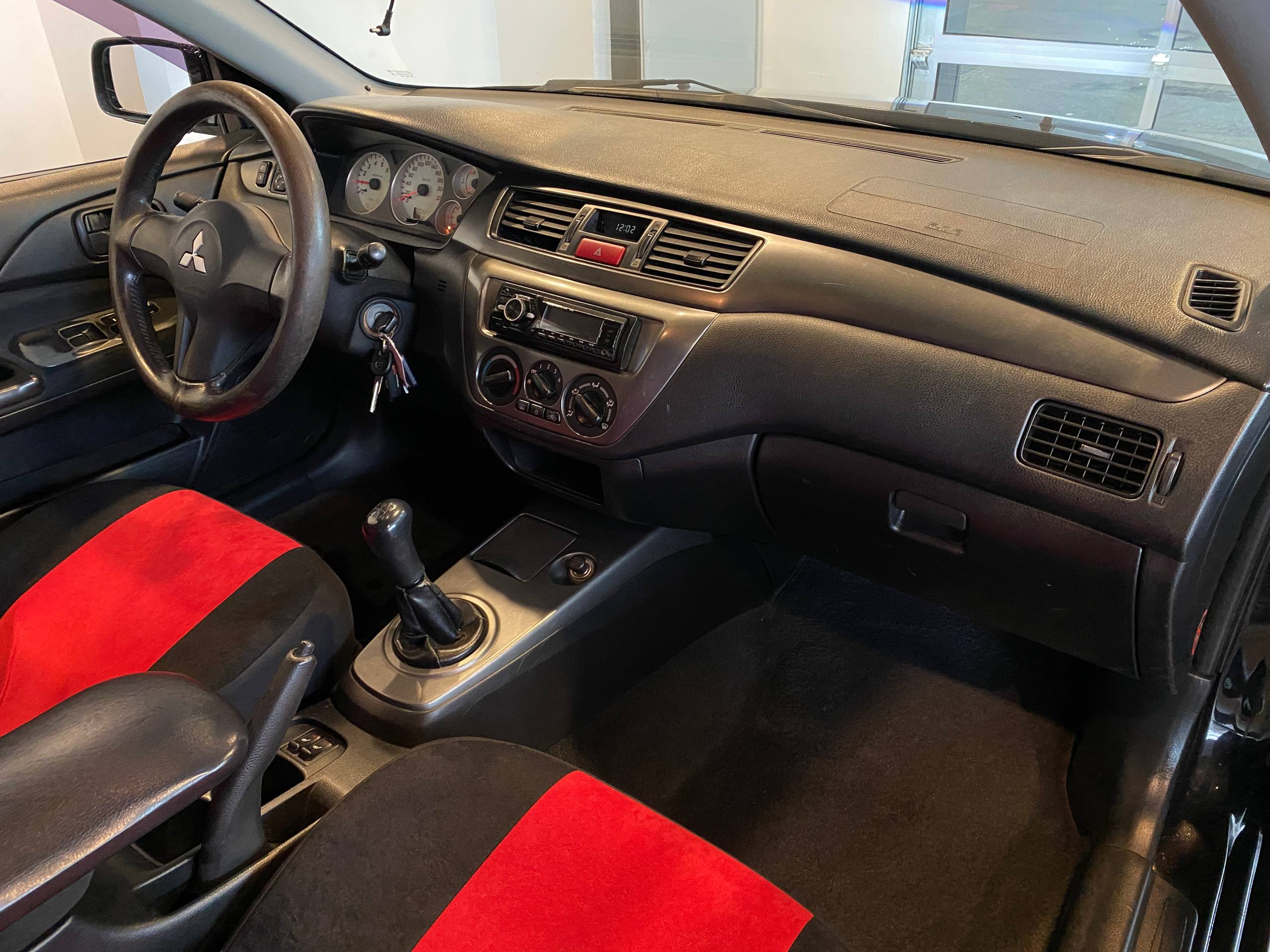 MITSUBISHI LANCER 1.6