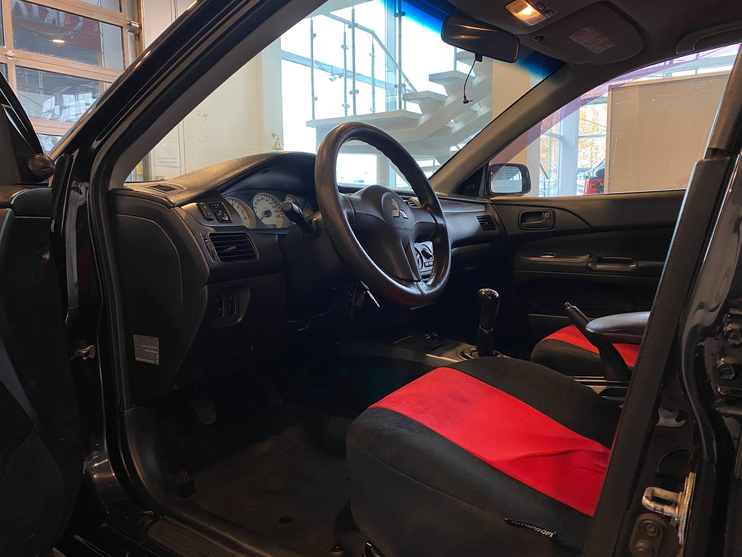 MITSUBISHI LANCER 1.6