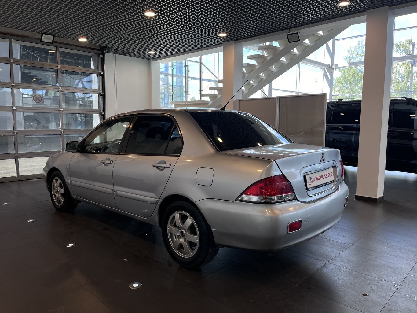 MITSUBISHI LANCER