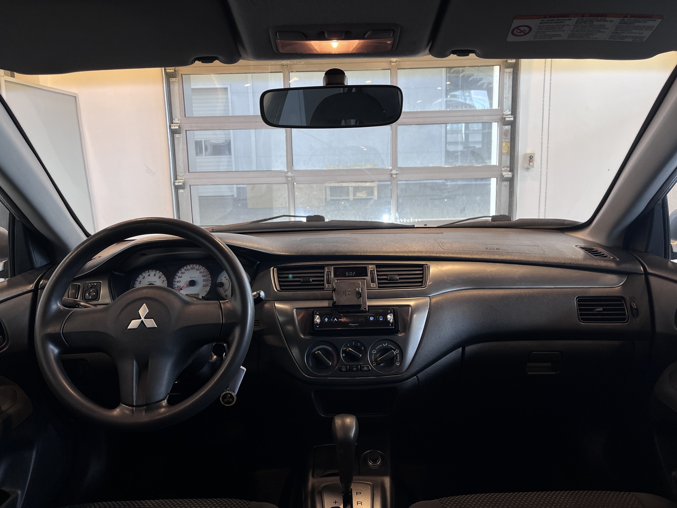 MITSUBISHI LANCER