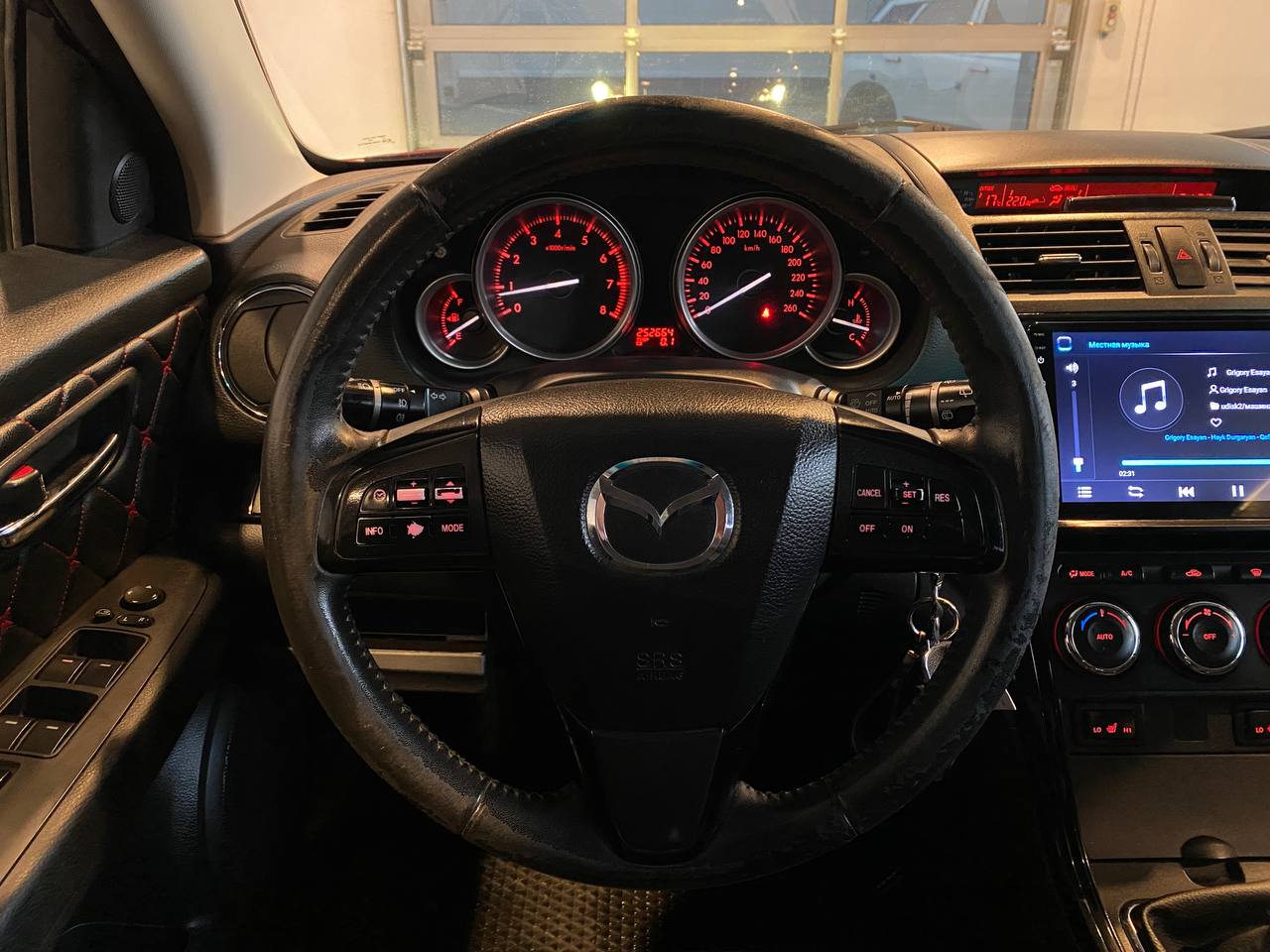 MAZDA 6