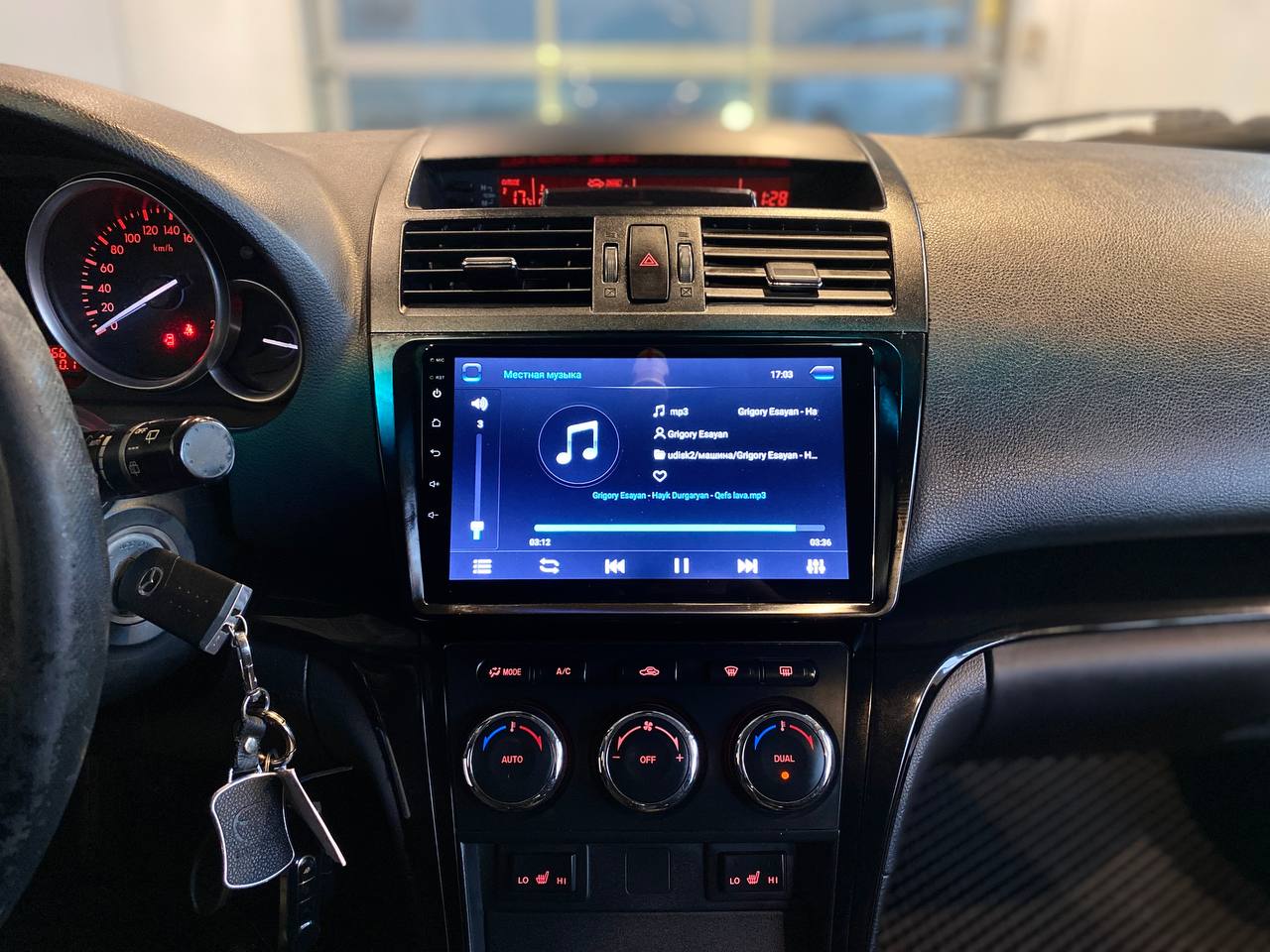 MAZDA 6