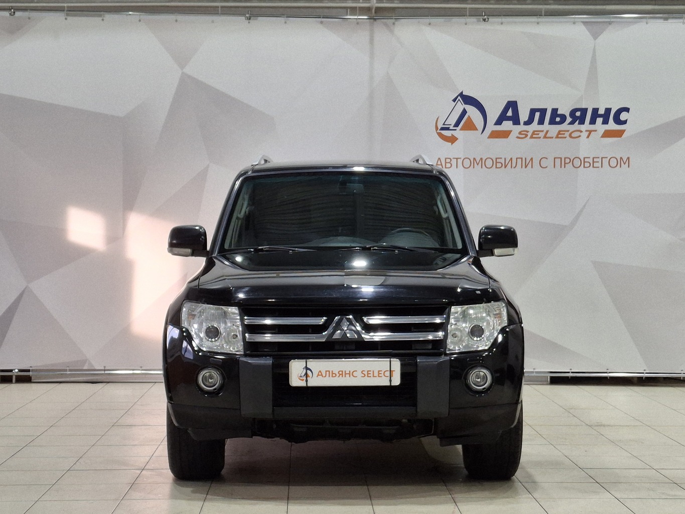 MITSUBISHI PAJERO