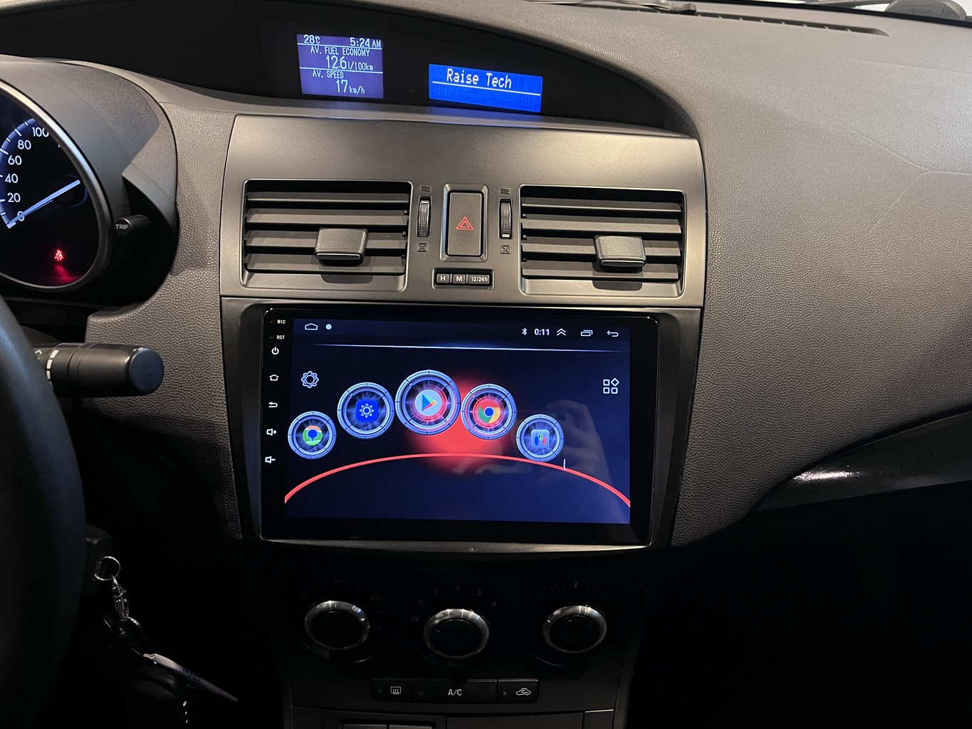 MAZDA 3