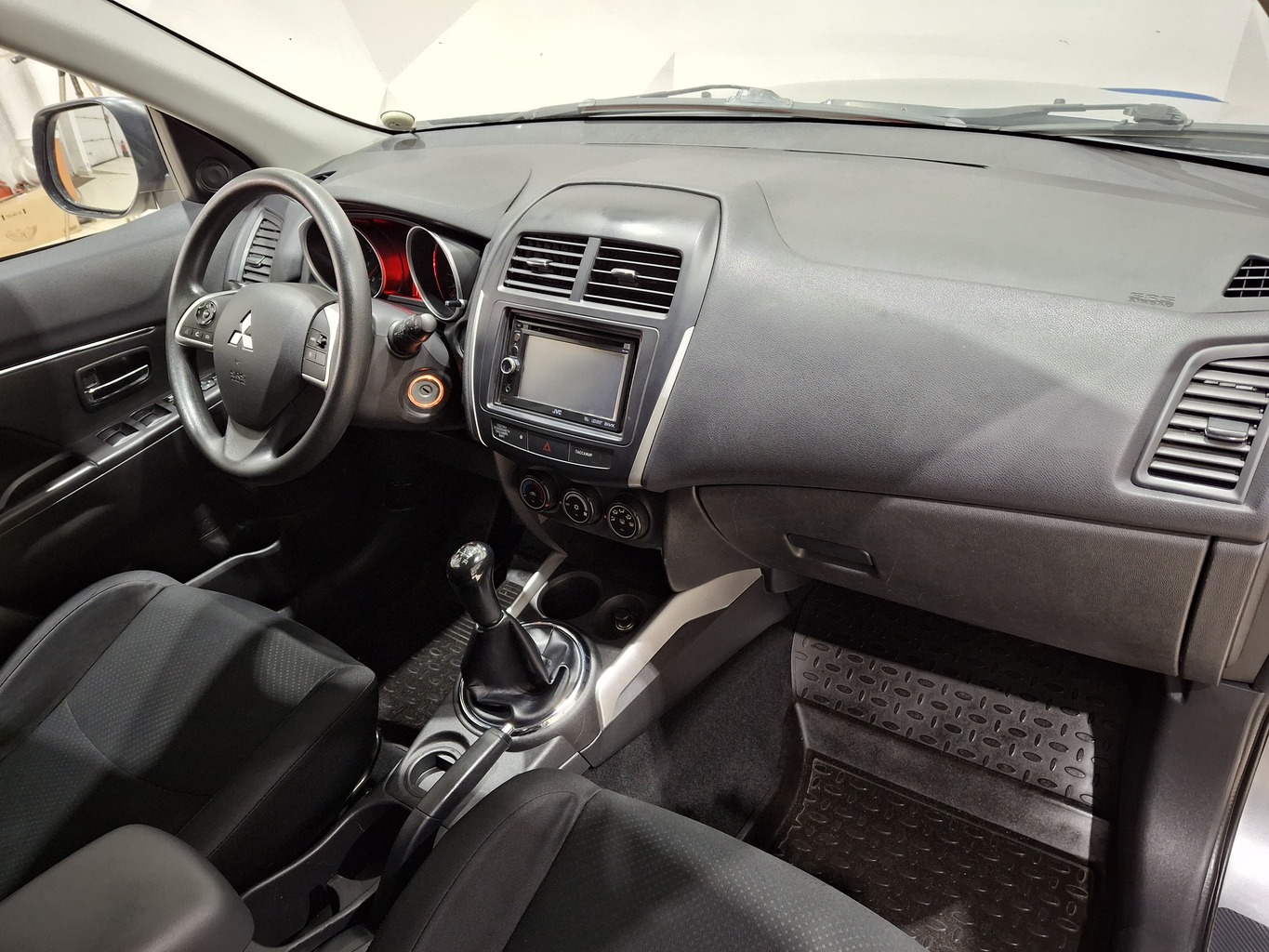 MITSUBISHI ASX