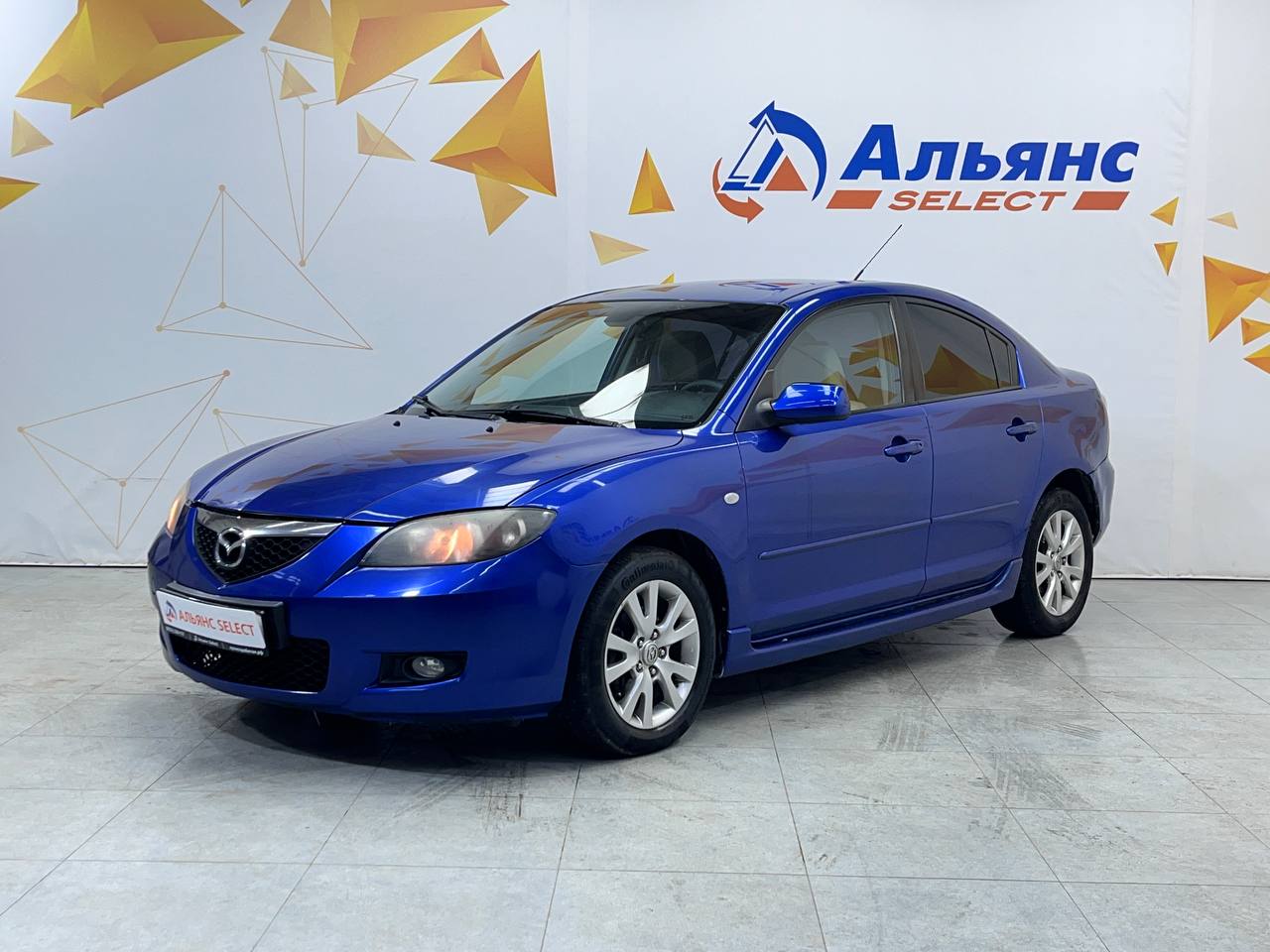MAZDA 3