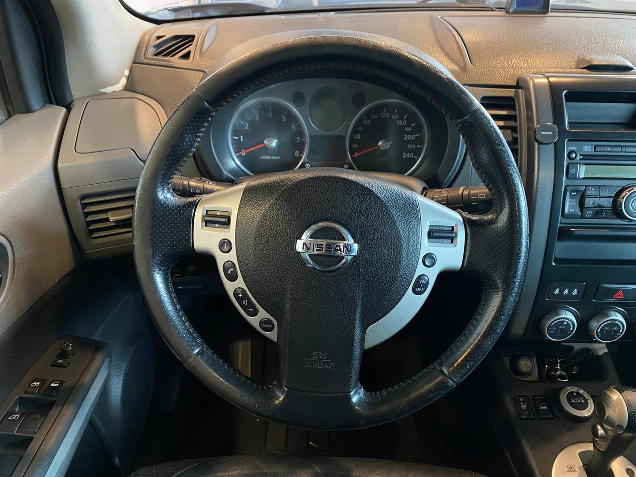 NISSAN X-TRAIL