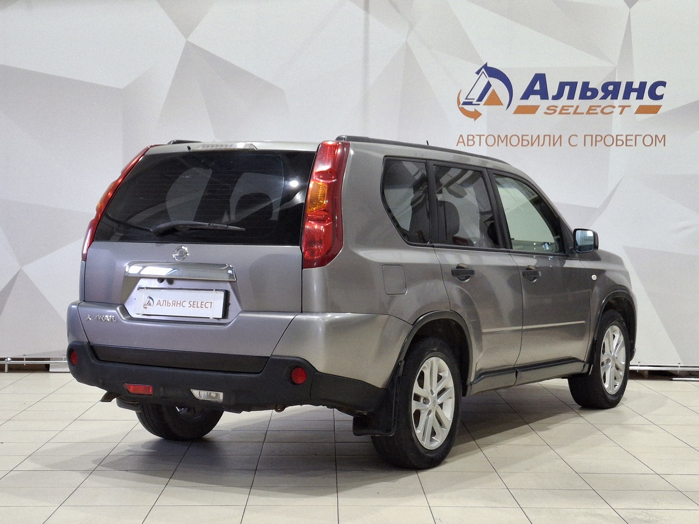 NISSAN X-TRAIL