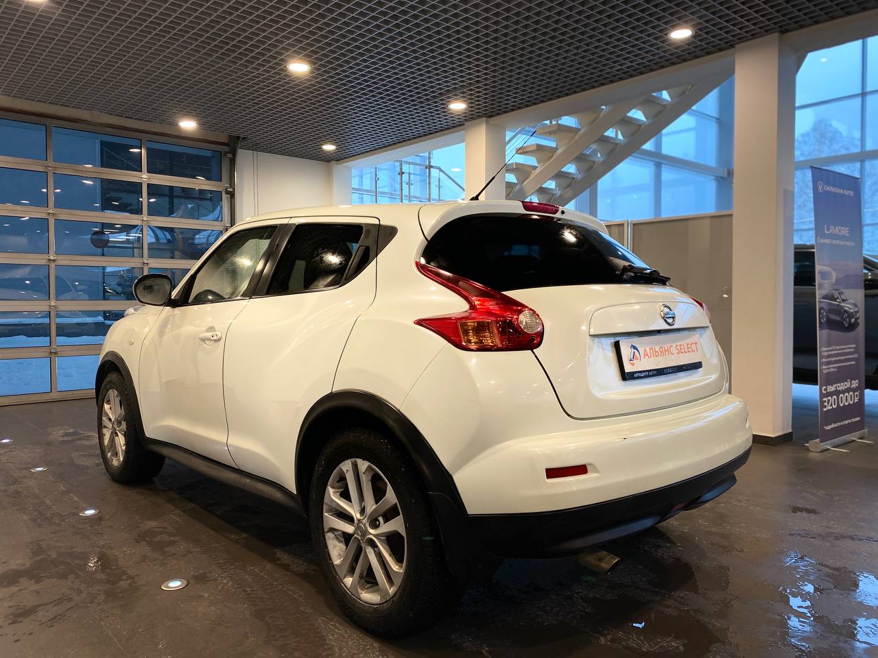 NISSAN JUKE