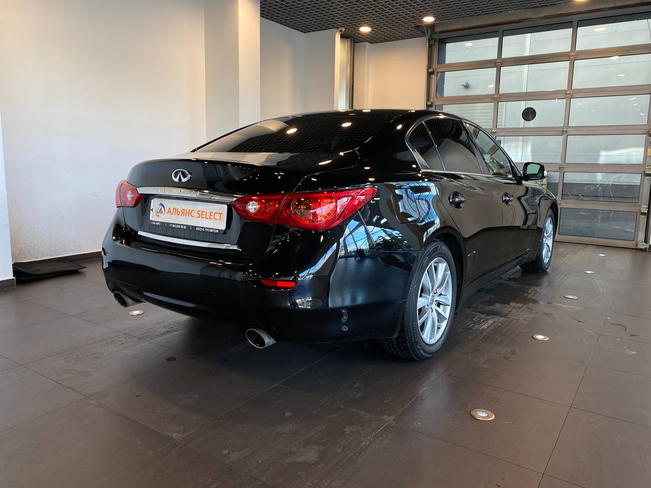 INFINITI Q50