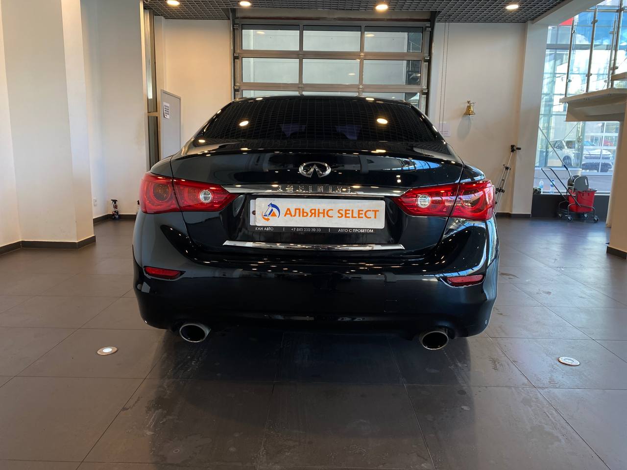 INFINITI Q50