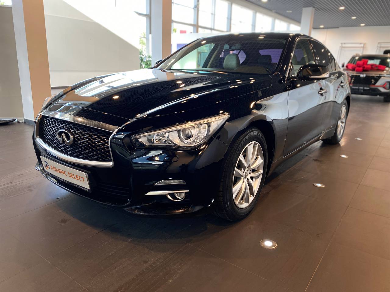 INFINITI Q50
