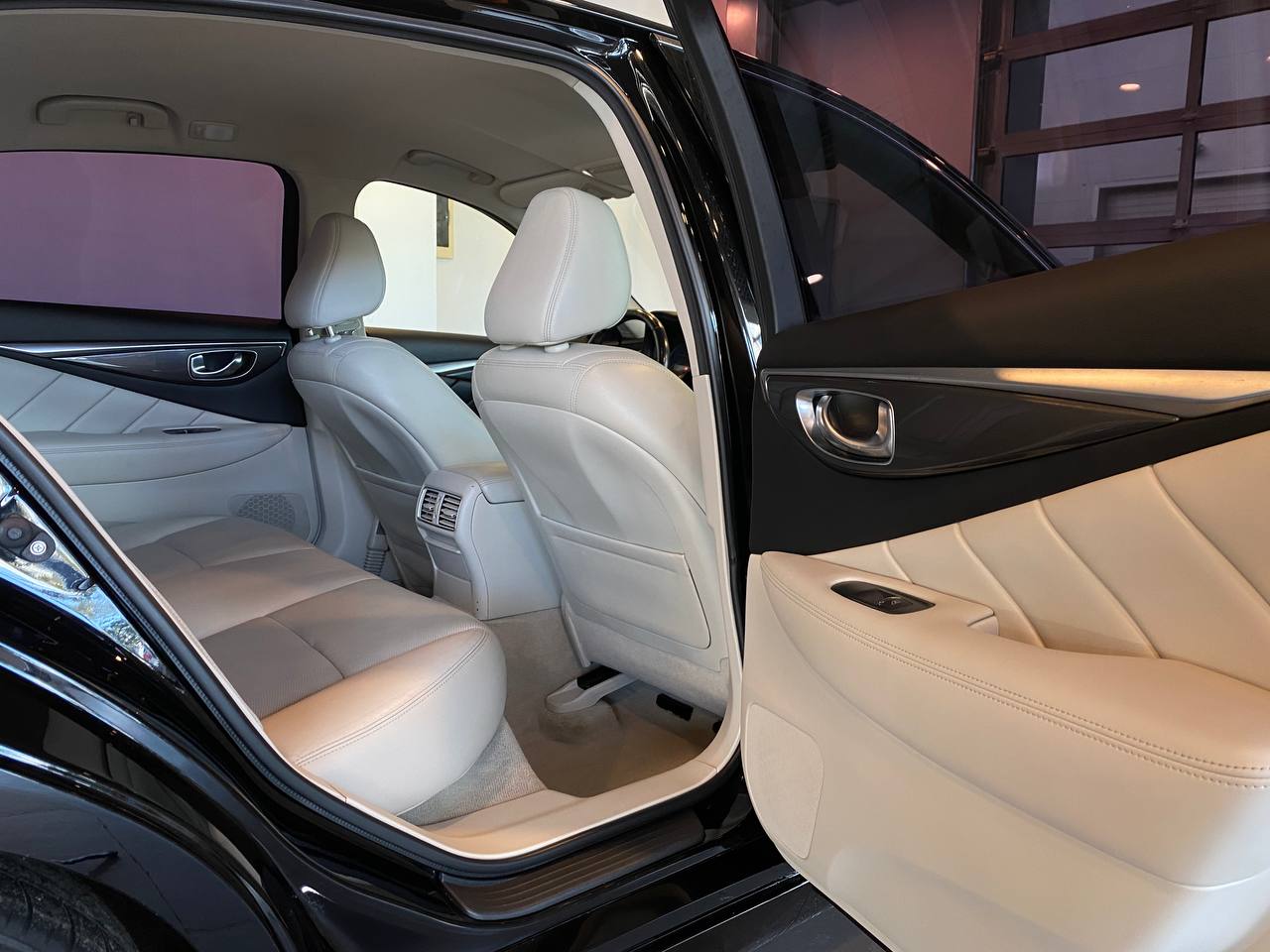 INFINITI Q50