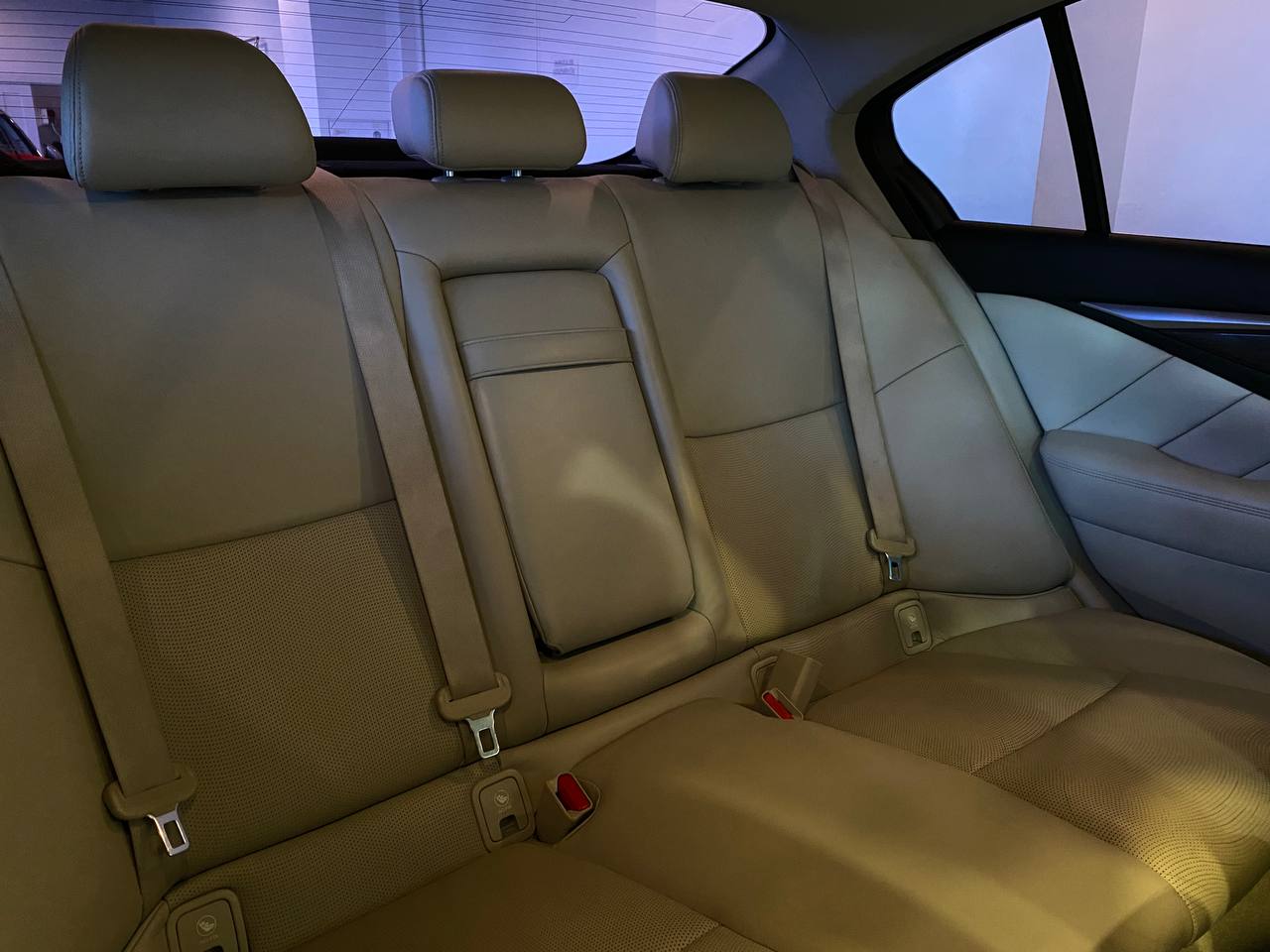 INFINITI Q50