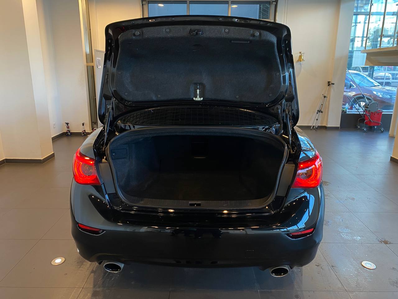 INFINITI Q50