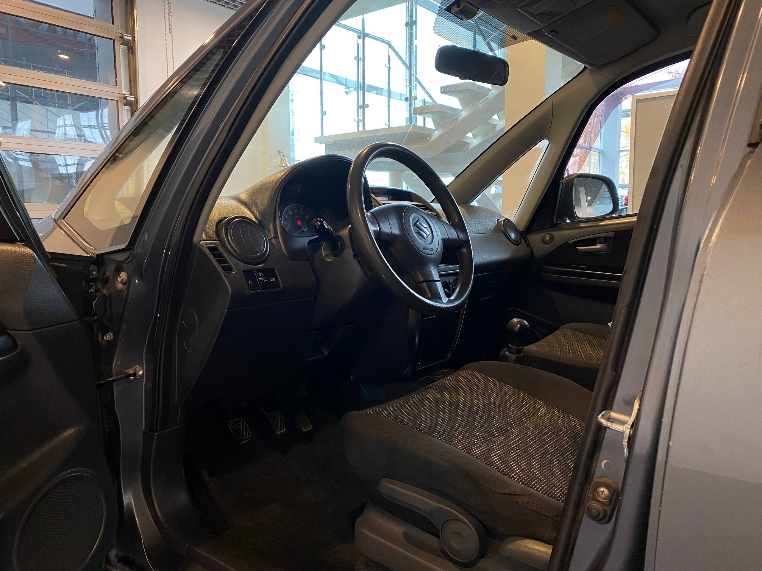 SUZUKI SX4