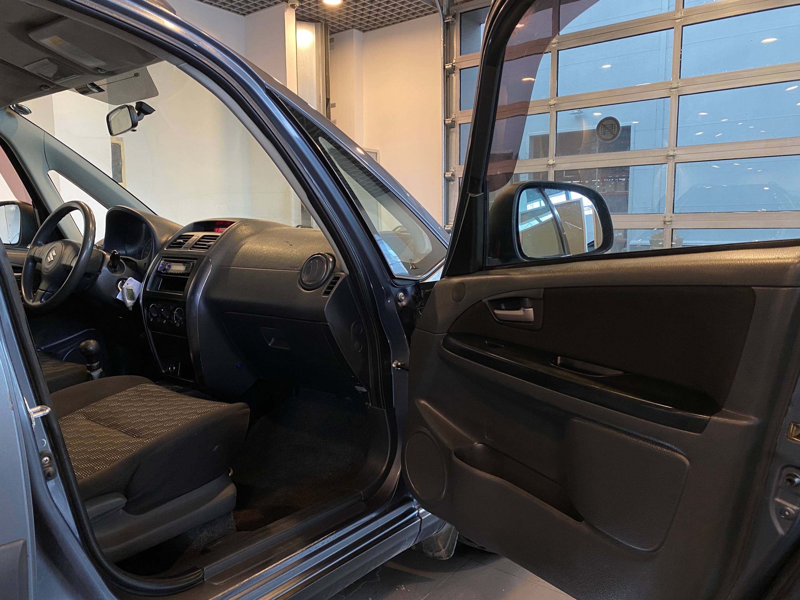 SUZUKI SX4