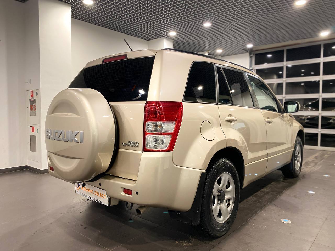 SUZUKI GRAND VITARA