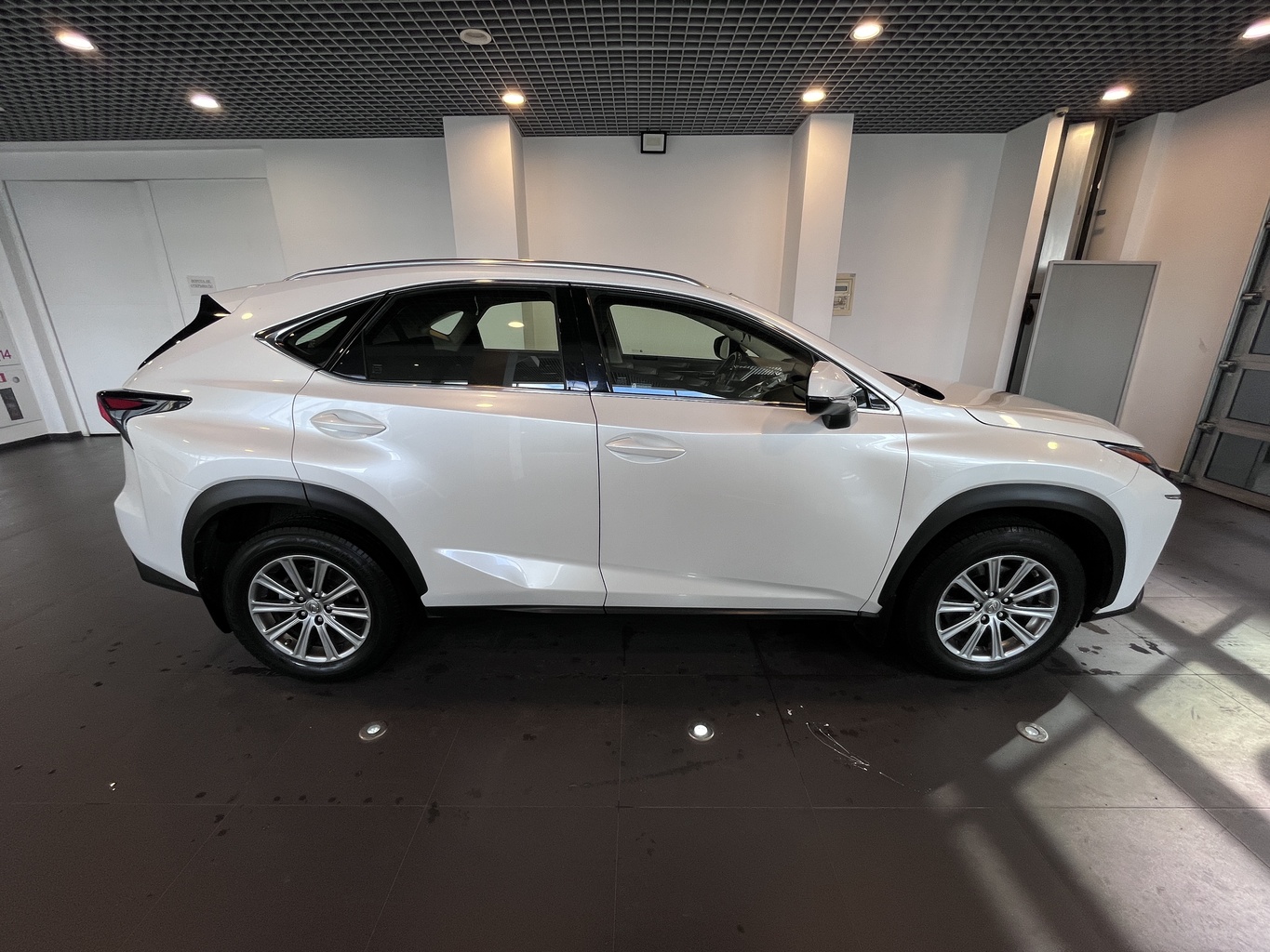 LEXUS NX200