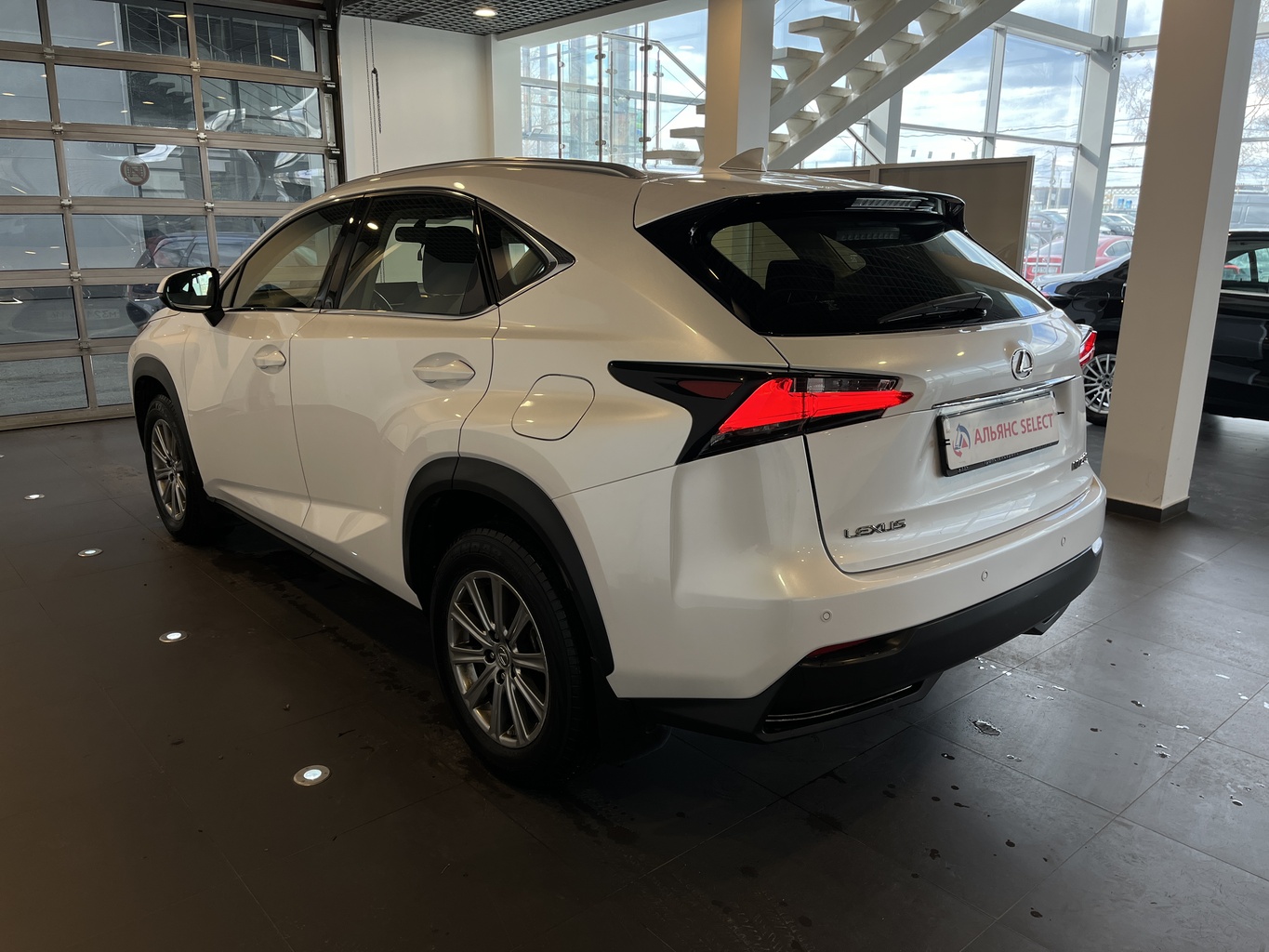 LEXUS NX200