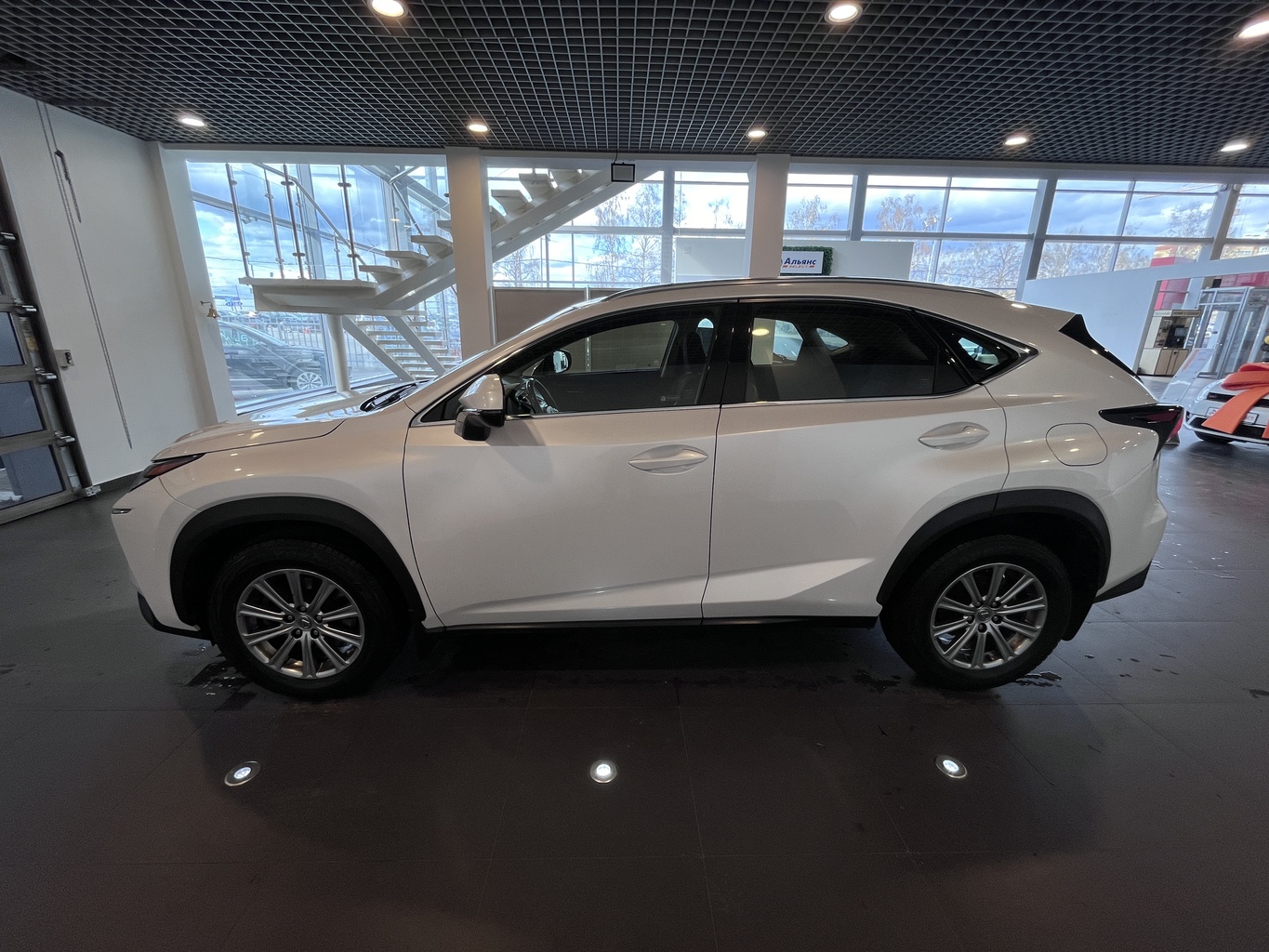 LEXUS NX200