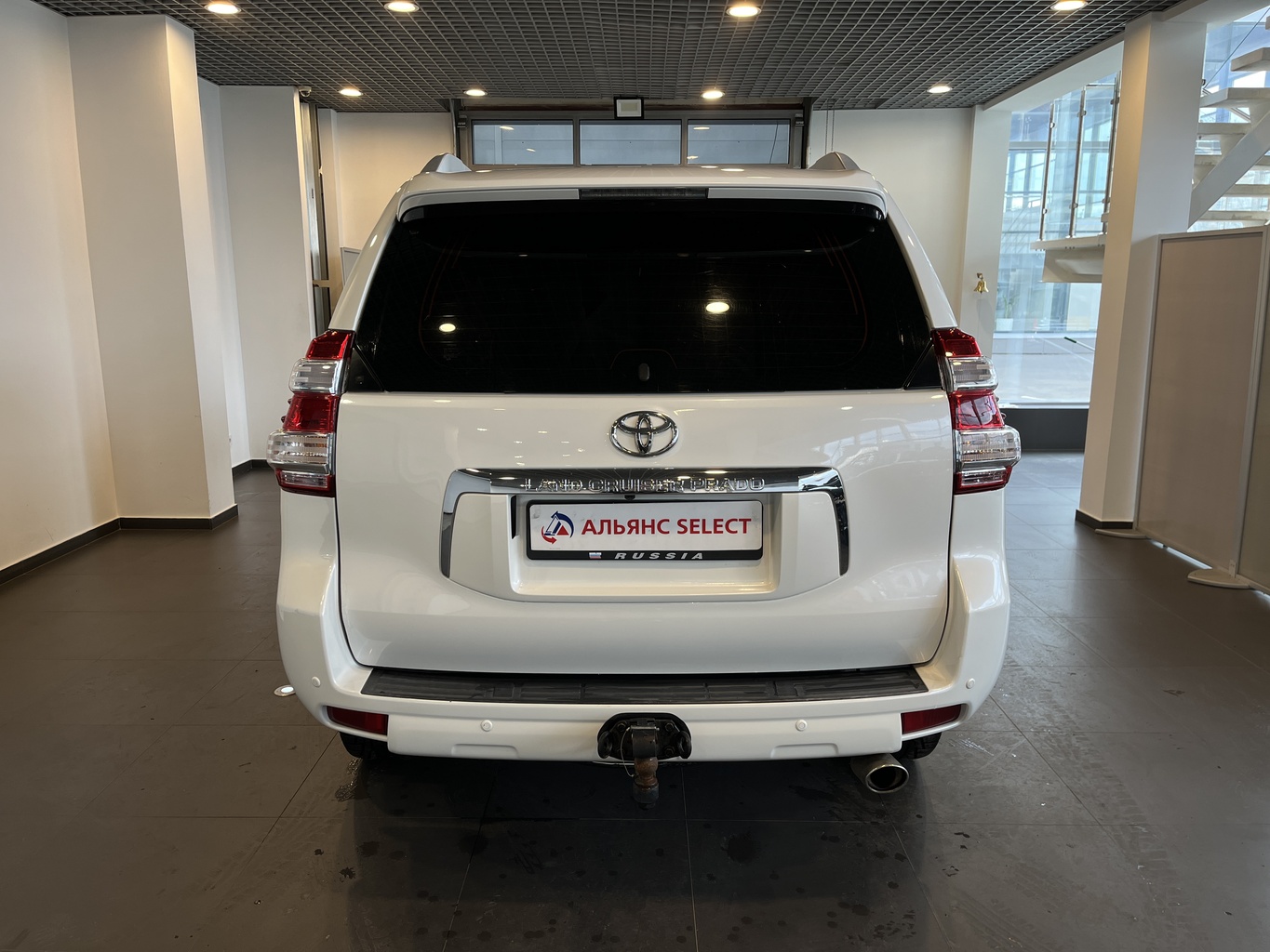 TOYOTA LAND CRUSER