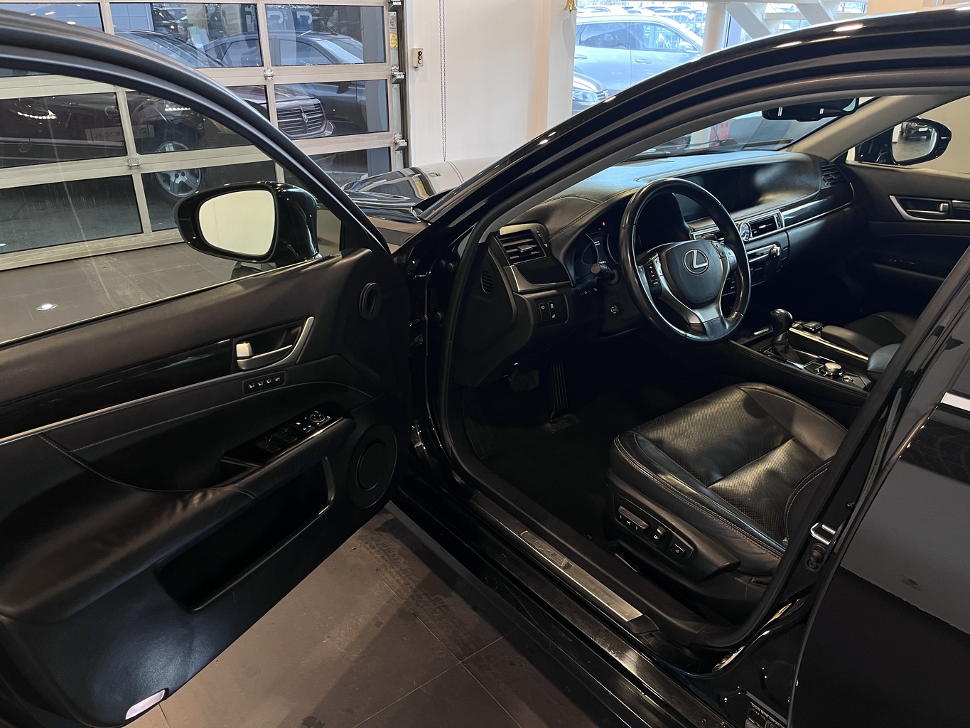 LEXUS GS300