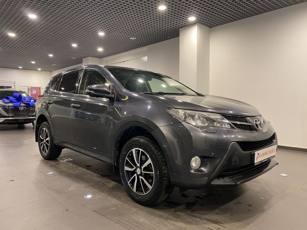 TOYOTA RAV 4