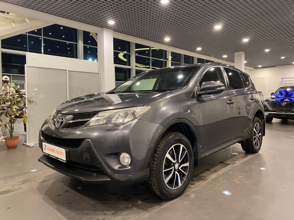 TOYOTA RAV 4