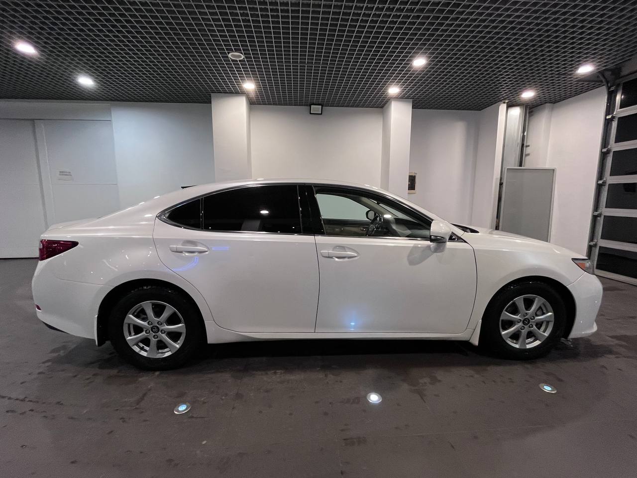 LEXUS ES250