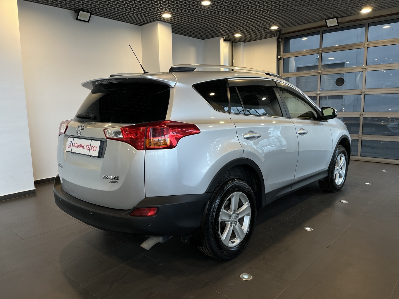 TOYOTA RAV4