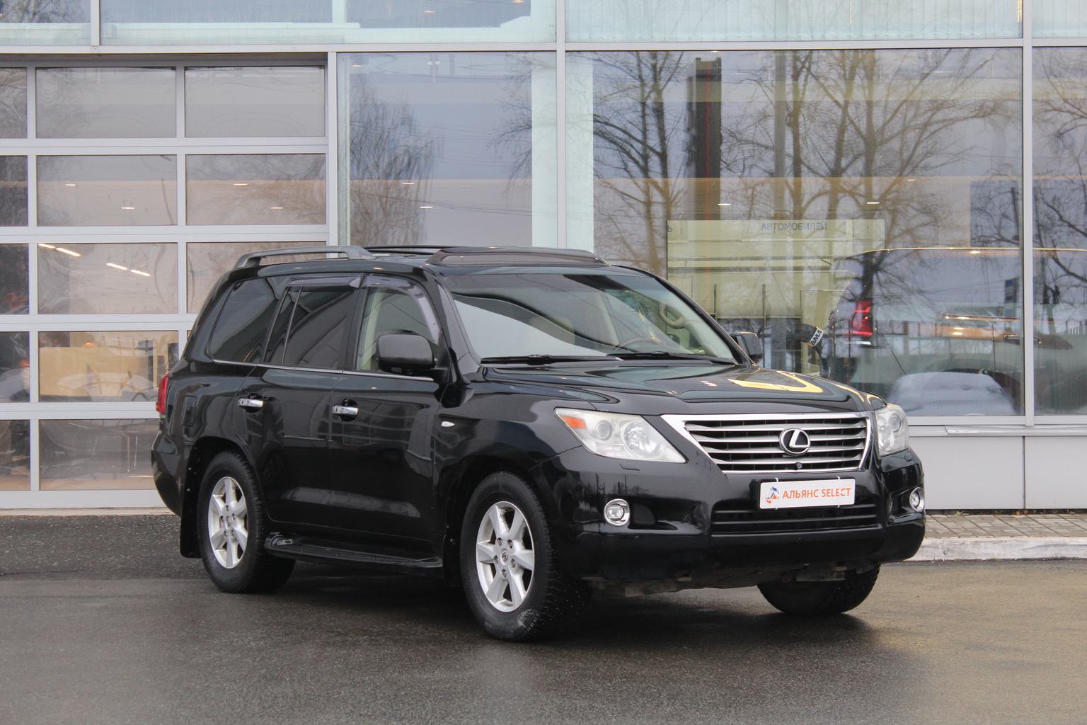 LEXUS LX570