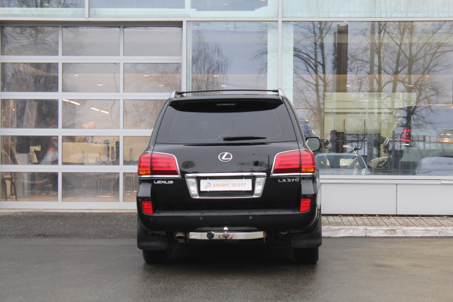 LEXUS LX570