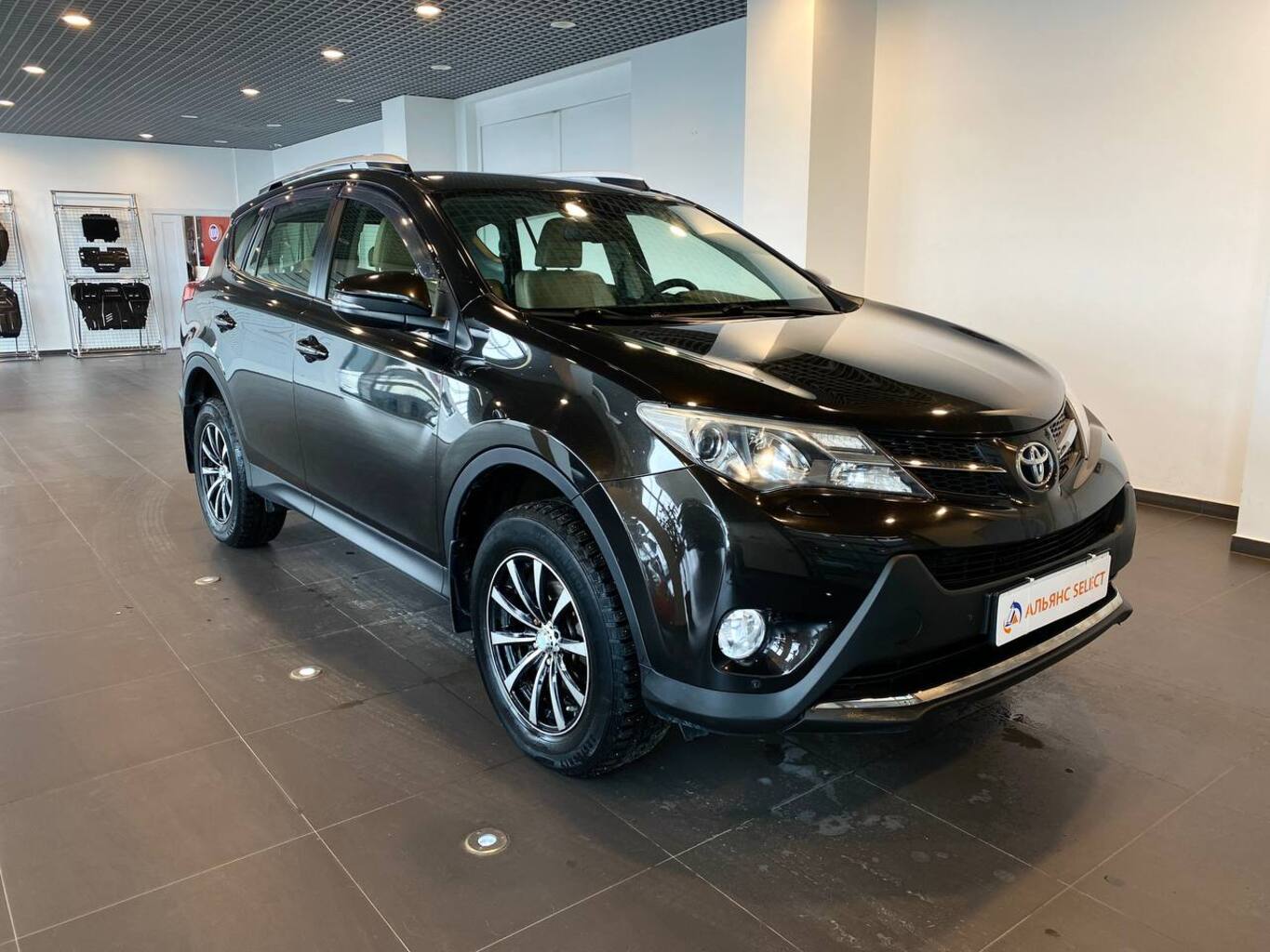 TOYOTA RAV4