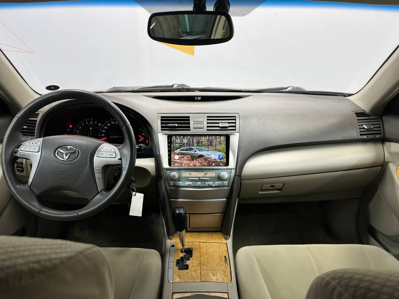 TOYOTA CAMRY