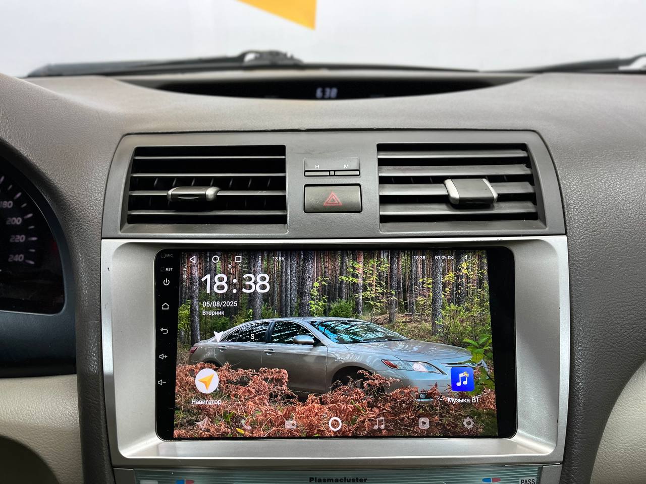 TOYOTA CAMRY